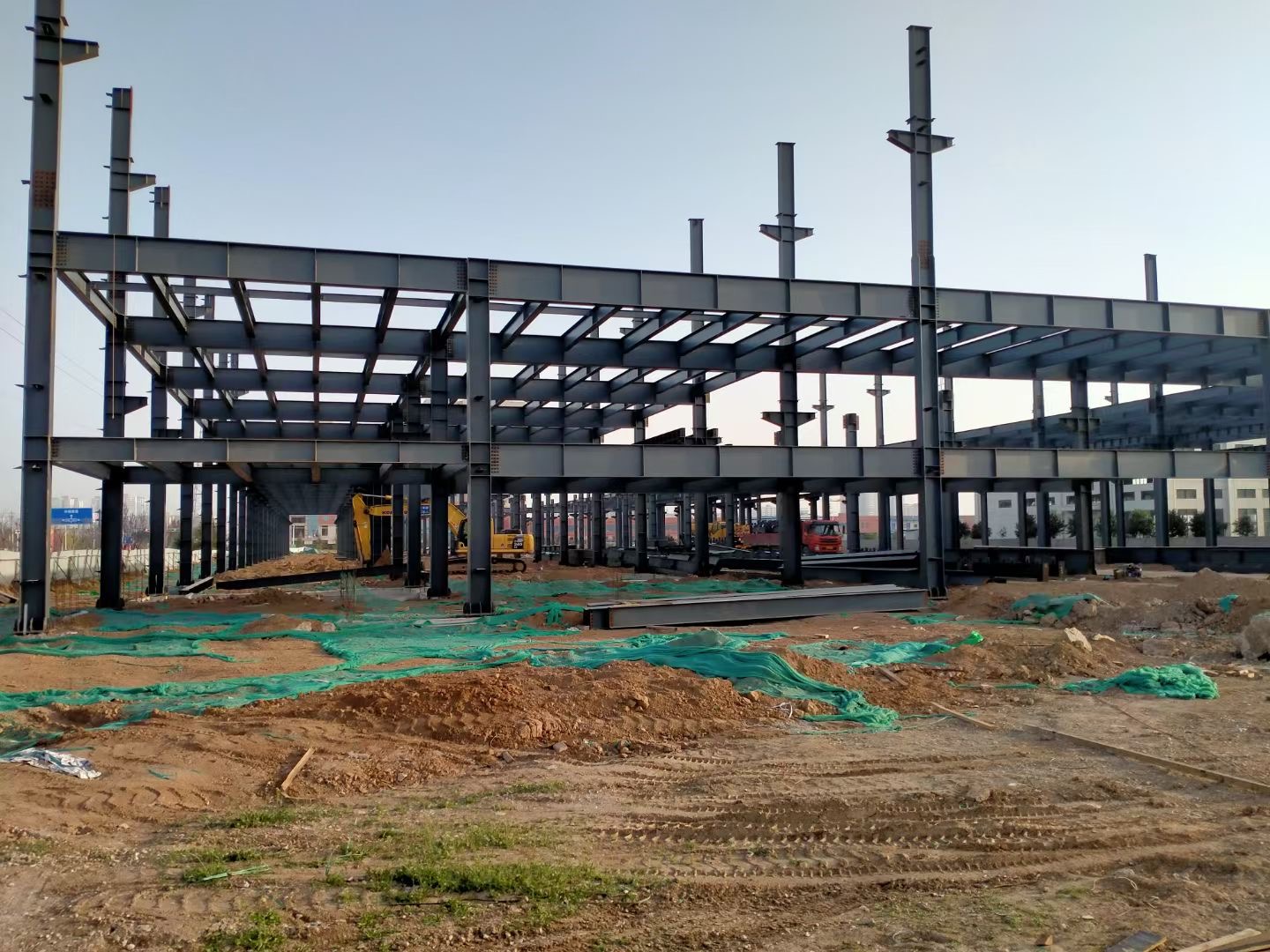 南通15万平工厂整体钢结构防腐项目